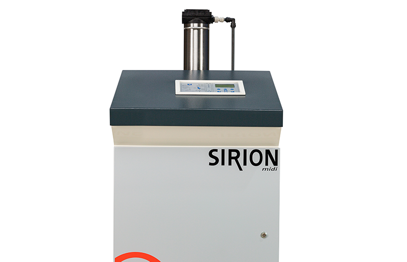 Frontal view of a Sirion Midi